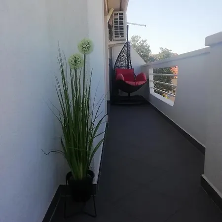 Apartment Elizabeta Sali Exterior photo